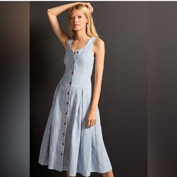 Hunter Bell Pleated A Line Dress - Picture 3 of 8